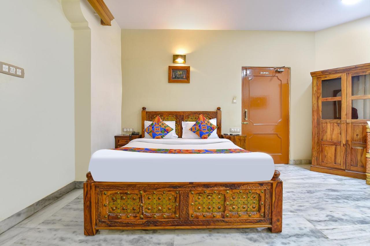 Fabhotel Prime Empire Palace Udaipur Exterior photo