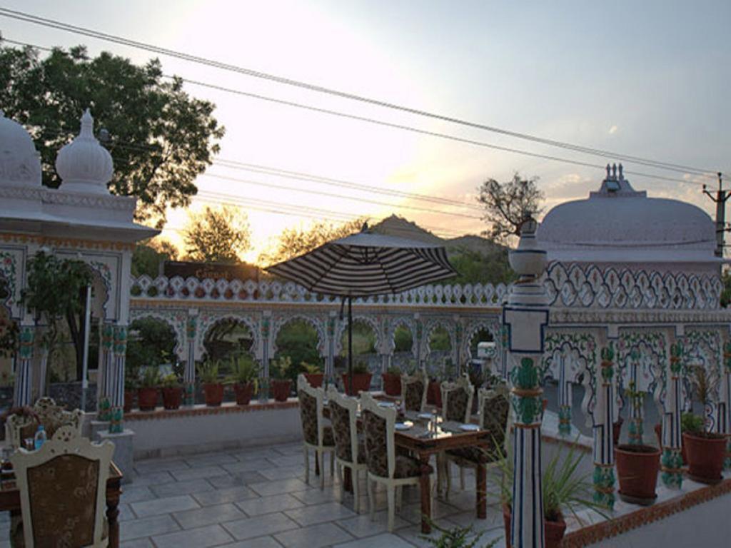 Fabhotel Prime Empire Palace Udaipur Exterior photo